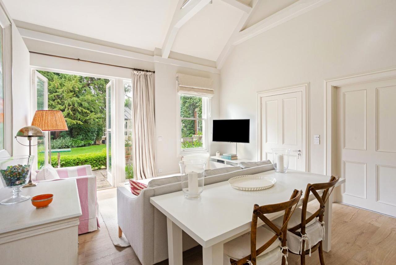 The Annexe - Beautiful Apartment With Garden Close To Heathrow And Windsor Staines-upon-Thames Екстериор снимка